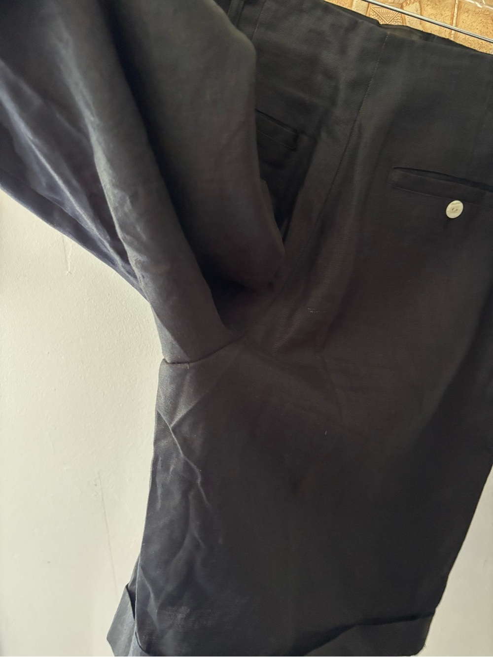 Vintage High-Waisted 100% Linen Shorts - Picture 11 of 12